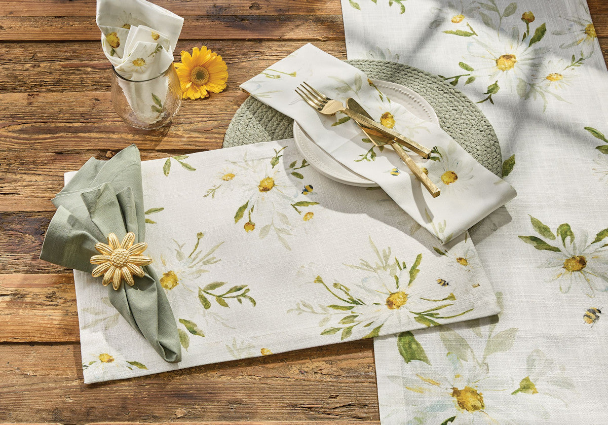 Daisies Tailored Valance & Table Linens