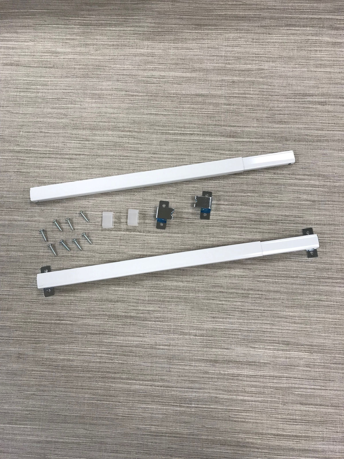 Kirsch Flat Sash Curtain Rod